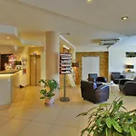 Otel The Originals City, De Bordeaux, Centre Bergerac