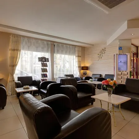 מלון The Originals City, De Bordeaux, Centre 3*